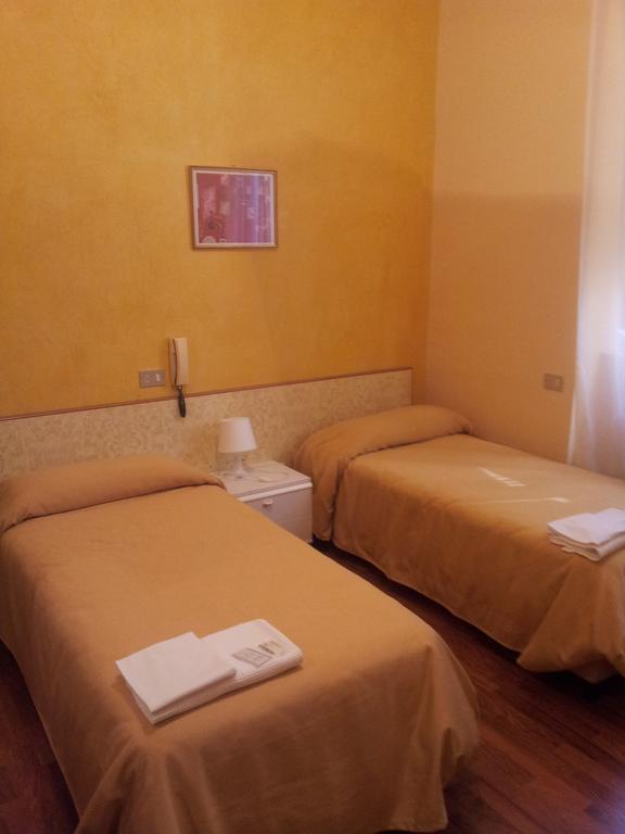 Albergo Tarsia Кастровиллари Номер фото